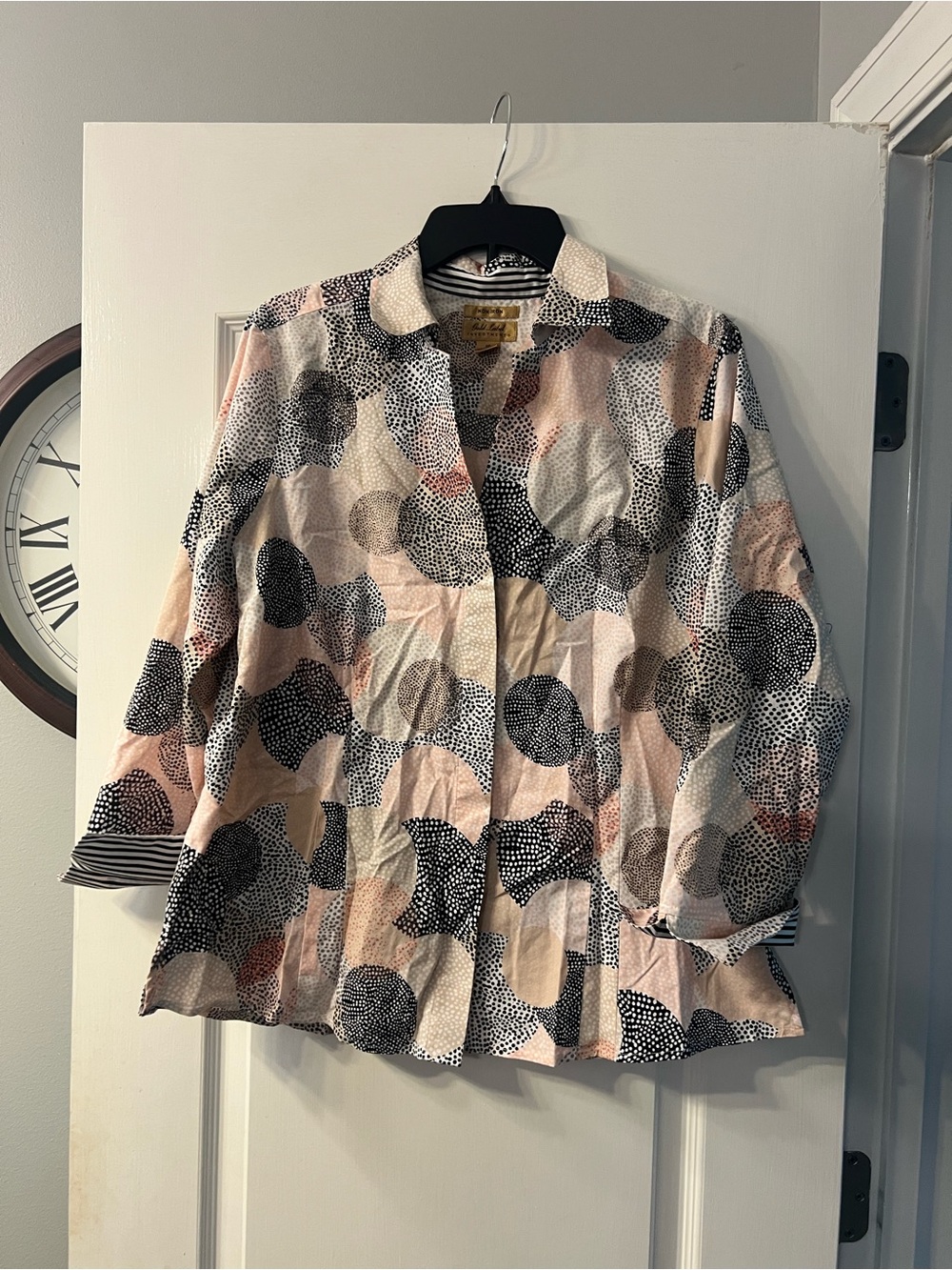 Gold Label Investments non iron 3/4 sleeve button up blouse size 16